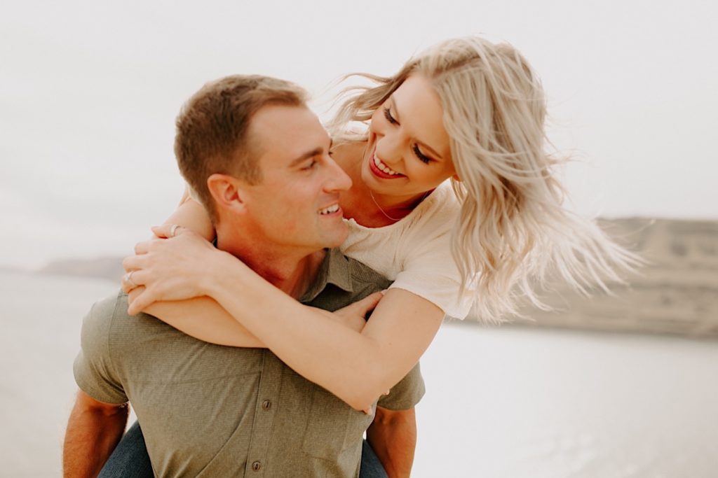Columbia River Gorge Engagement Photos