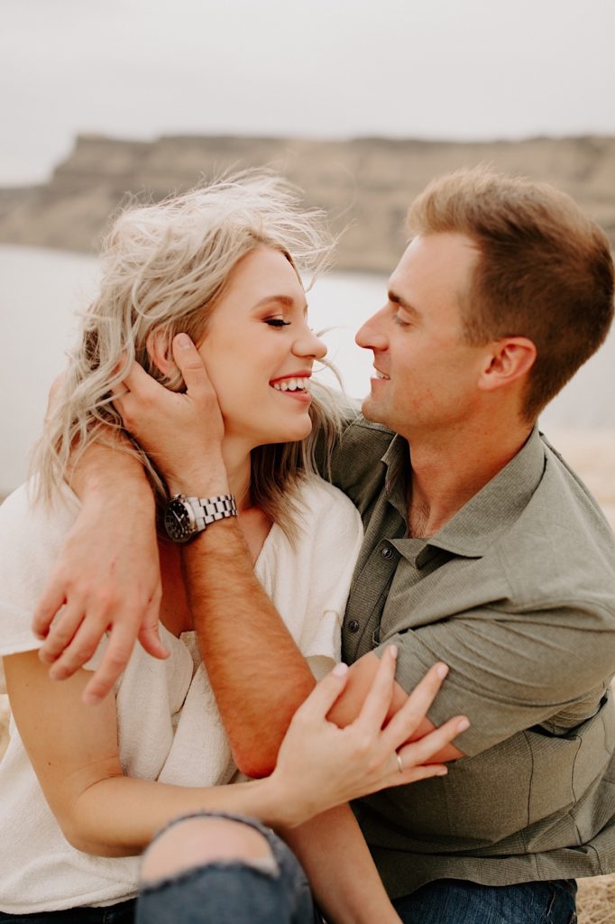 Columbia River Gorge Engagement Photos