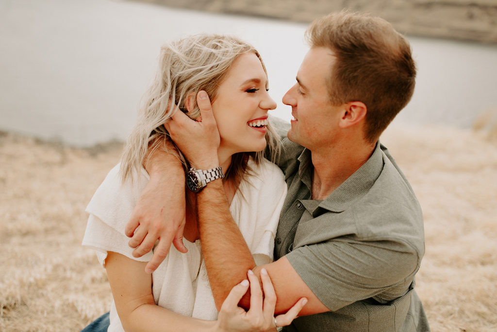 Columbia River Gorge Engagement Photos