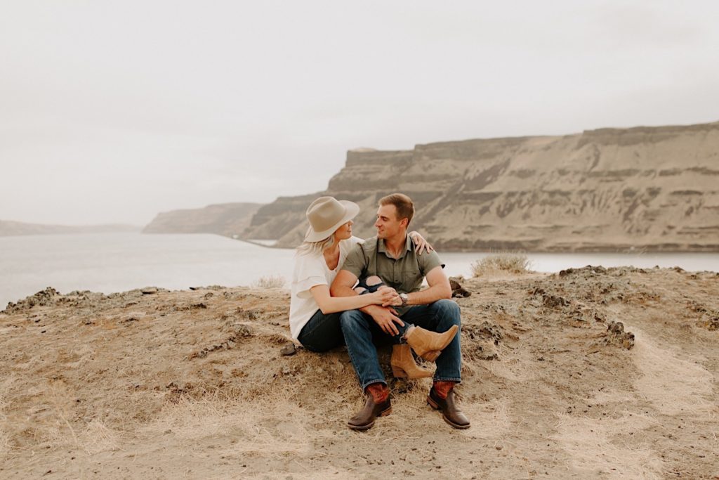 Columbia River Gorge Engagement Photos