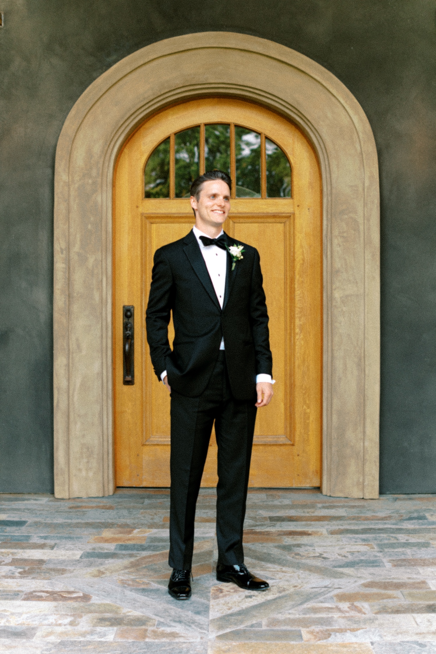 Groom portraits for Abeja Winery and Inn Wedding