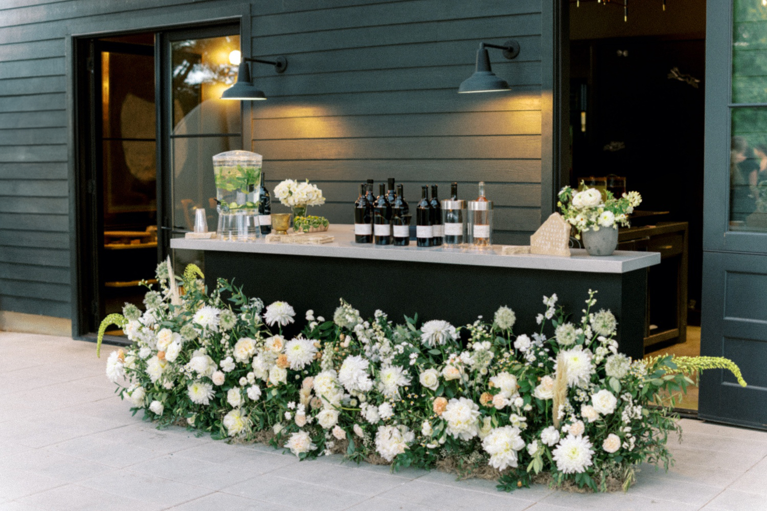 The bar for Kinhaven Winery Wedding